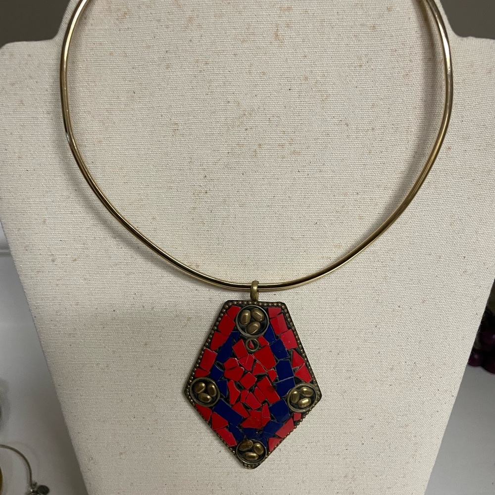 Natural Stone,Resin and plated copper pendant